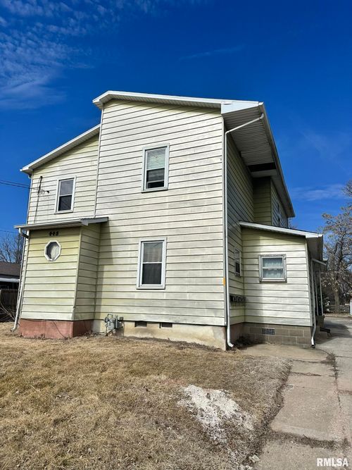 443 E Locust St, Canton, IL, 61520-2000 | Card Image