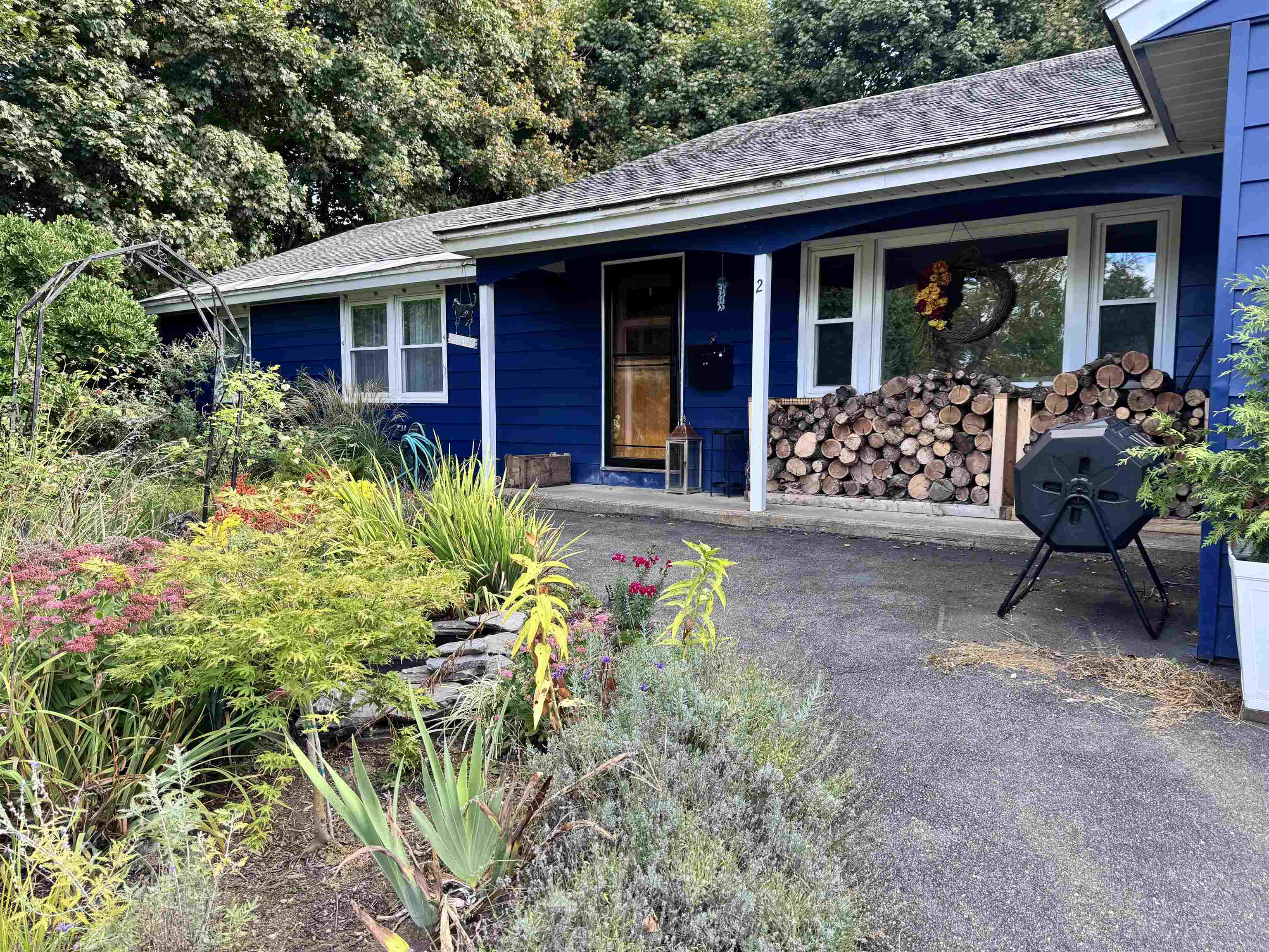 Whitcomb Ln, Claremont, NH 03743