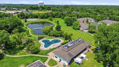 204-4385 Trenton Ln N, Plymouth, MN, 55442-2857 | Card Image