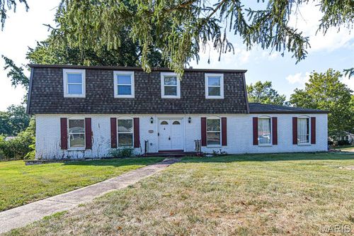 306 Bright Meadows Dr, Ballwin, MO, 63011-3804 | Card Image