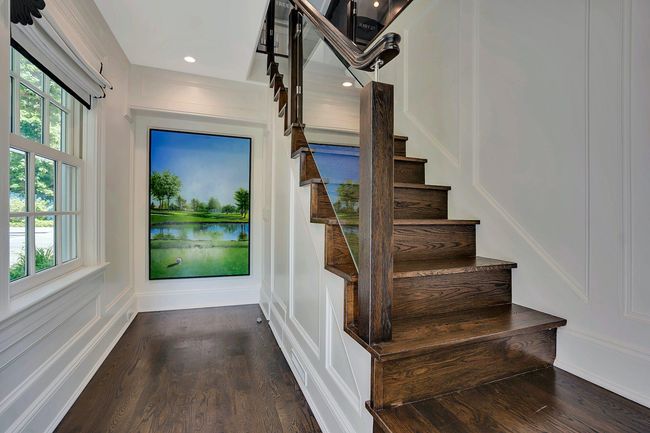 Guest cottage leading to second level | Image 29