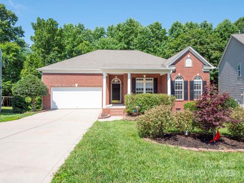 4028 Garden Oak Dr, Indian Trail, NC, 28079-3758 | Card Image