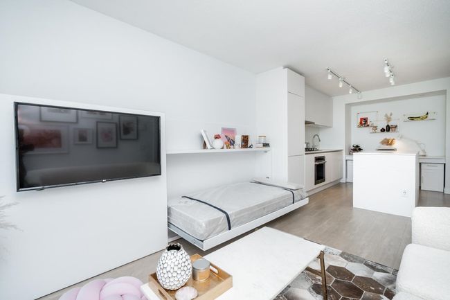 2810 - 908 Quayside Dr, Condo with 1 bedrooms, 1 bathrooms and 1 parking in New Westminster BC | Image 17