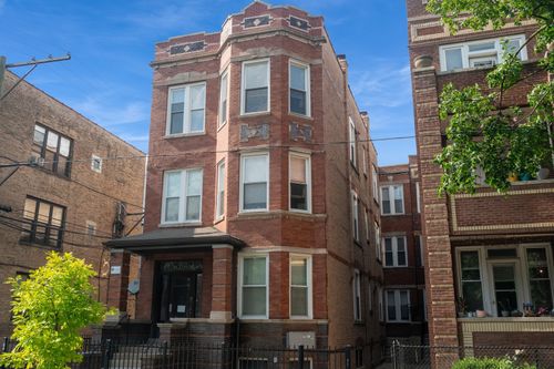 2r-2346 W Thomas St, Chicago, IL, 60622-3562 | Card Image