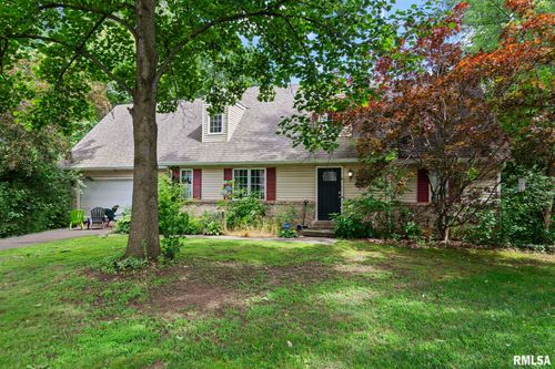 14 Willow Hill Dr, Sherman, IL, 62684-9769 | Card Image