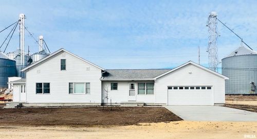 102 Creek Rd, Calamus, IA, 52729 | Card Image