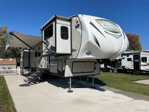 831 Main St, Au Gres, MI, 48703 | Card Image