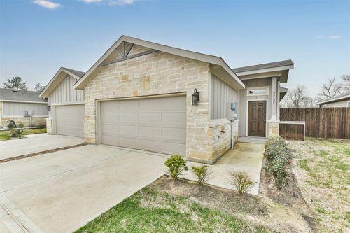 9906-9902 Grosbeak Ln, Magnolia, TX, 77354-7028 | Card Image