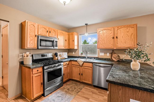 423 Parkview Drive, House other with 3 bedrooms, 3 bathrooms and null parking in Johnson Creek WI | Image 10