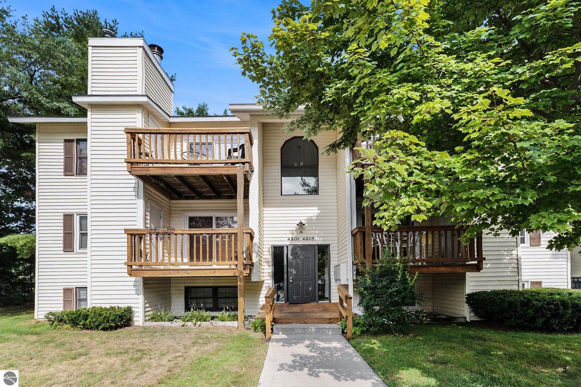 Mitchell Creek Dr, Traverse City, MI 49686