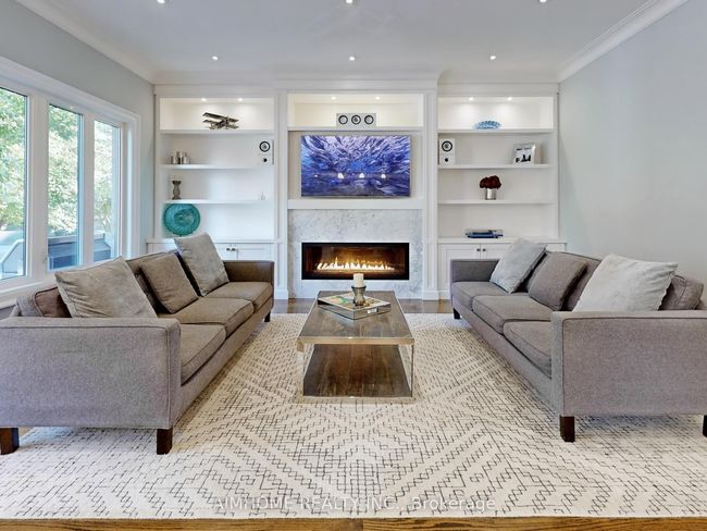 105 Ashbourne Dr, House other with 5 bedrooms, 5 bathrooms and 4 parking in Etobicoke ON | Image 13