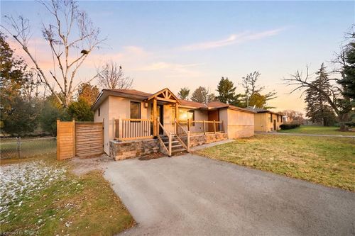 208 Glen Oak Dr, Oakville, ON, L6K2J2 | Card Image