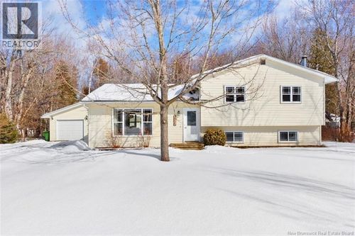 117 Alexander Dr, Beaver Dam, NB, E3B8A8 | Card Image