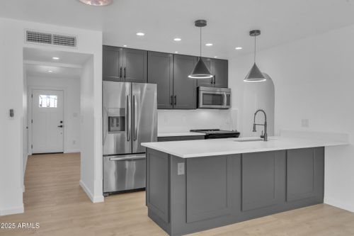 931 S Toltec, Mesa, AZ, 85204-4427 | Card Image