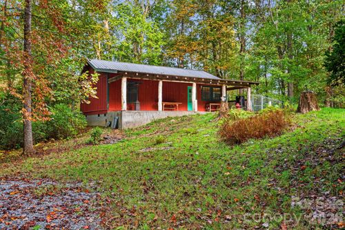 206 Willow Ln, Rosman, NC, 28772-9830 | Card Image
