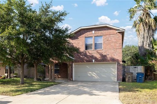 2112 Katherine Ave, Edinburg, TX, 78539-3140 | Card Image