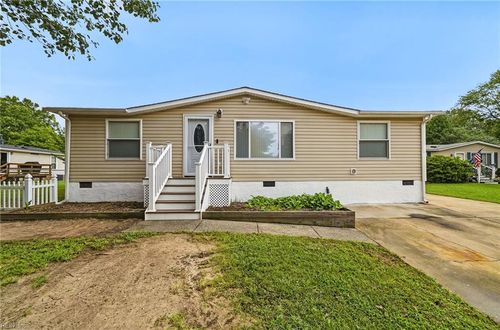 103 Tall Pine Circle, Yorktown, VA, 23693 | Card Image