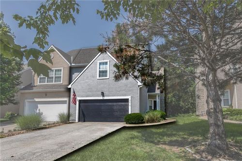 9218 Boehm Dr, Lenexa, KS, 66219-2198 | Card Image