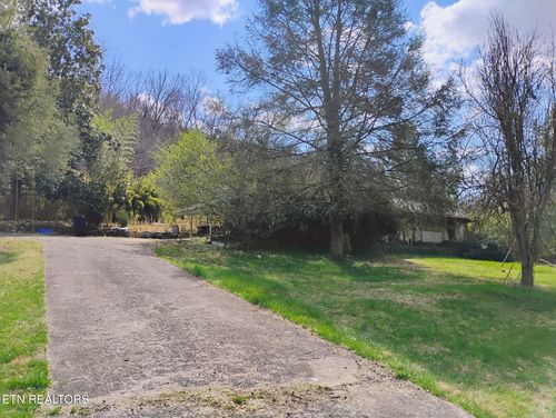1656 Ridgeway Dr, Kingsport, TN, 37664-3430 | Card Image
