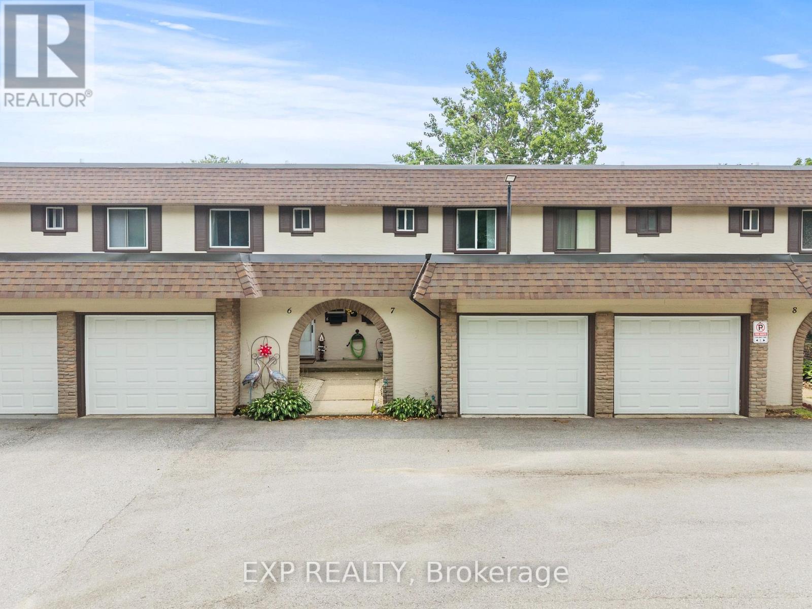 Residential in Niagara Falls (Morrison)