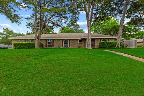 414 Ridgewood Dr, Desoto, TX, 75115-5624 | Card Image
