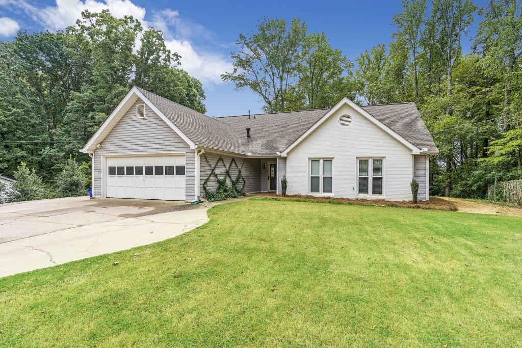 Derby Dr, Cumming, GA 30040