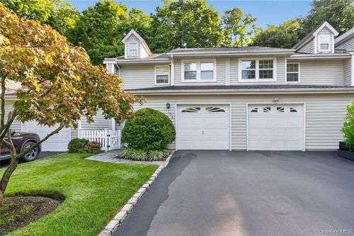 106 Spring Rd, Huntington, NY, 11743-3626 | Card Image