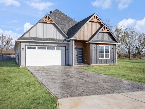 123 Cedar Bend Dr, Trinidad, TX, 75163-5092 | Card Image