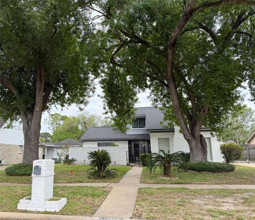 15111 Chasehill Dr, Missouri City, TX, 77489-2332 | Card Image