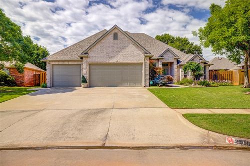 2916 Misty Ridge Drive, Norman, OK, 73071 | Card Image