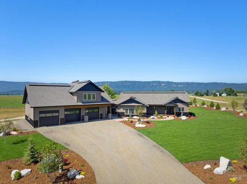 13945 Galloping Rd, McCall, ID, 83638-1180 | Card Image
