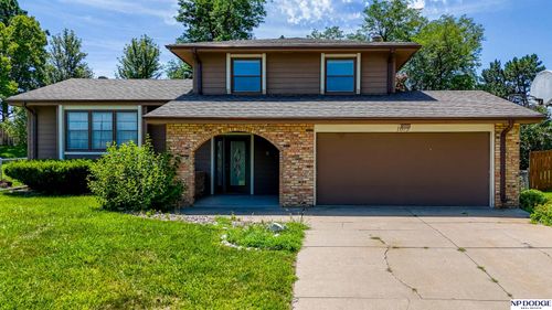 1013 Bordeaux Ave, Bellevue, NE, 68123-3630 | Card Image