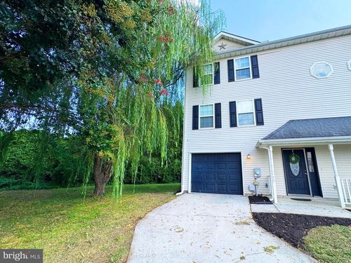 99 Downey Oak Cir, WYOMING, DE, 19934-5213 | Card Image