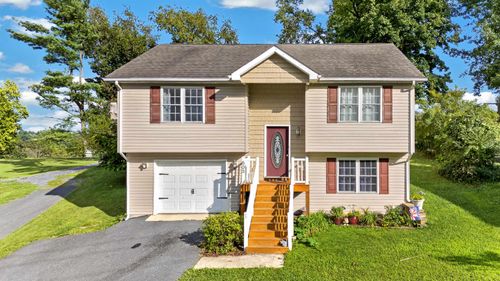 603 A St, STAUNTON, VA, 24401 | Card Image