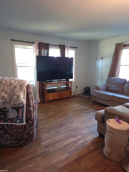 7340 N Lapeer Rd Street, Unknown, MI, 48435 | Card Image