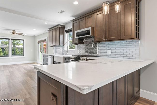 553 Colts Neck Rd, House other with 3 bedrooms, 3 bathrooms and null parking in Farmingdale NJ | Image 14