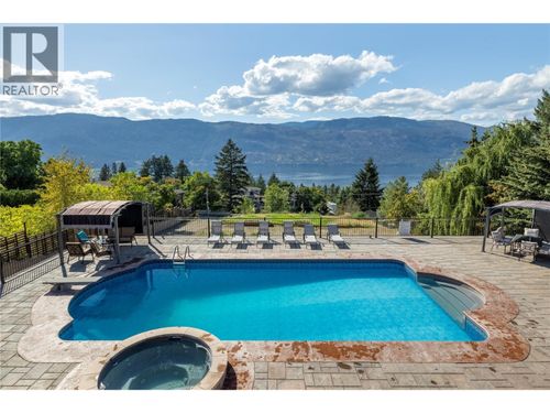 1727 Davidson Rd, Lake Country, BC, V4V1J9 | Card Image