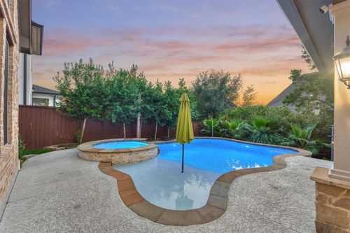 6 Canopy Green Dr, Tomball, TX, 77375-1078 | Card Image