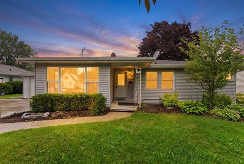 319 Parker Avenue, Algoma, WI, 54201 | Card Image