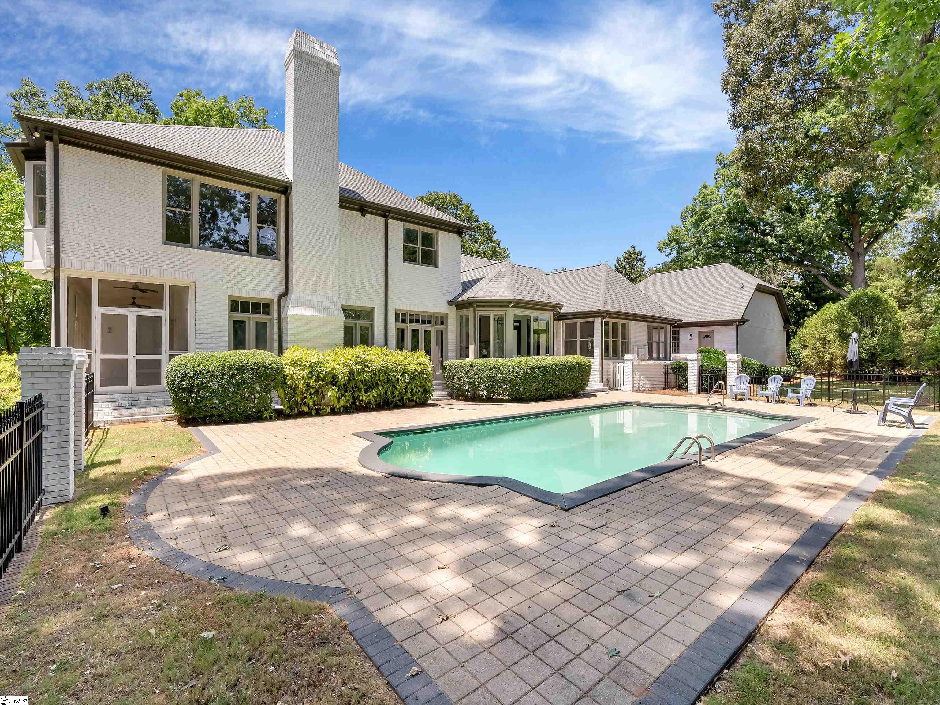 Pelham Rd, Greenville, SC 29615