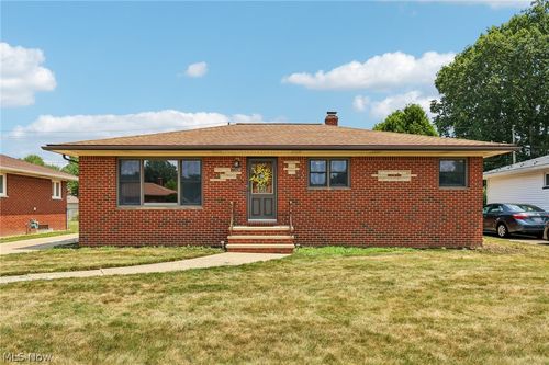 7329 Beresford Avenue, Parma, OH, 44130 | Card Image