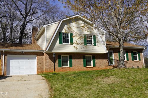 6600 Coach Light Cir, Raleigh, NC, 27613-3300 | Card Image