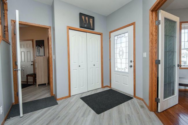 64 Kensington Close, Home with 5 bedrooms, 3 bathrooms and 3 parking in Red Deer AB | Image 2