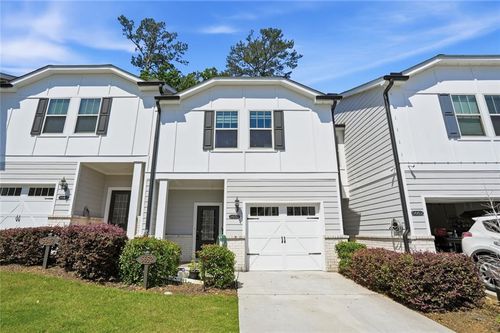 5652 Plain Feild Ln, Lilburn, GA, 30047-2221 | Card Image