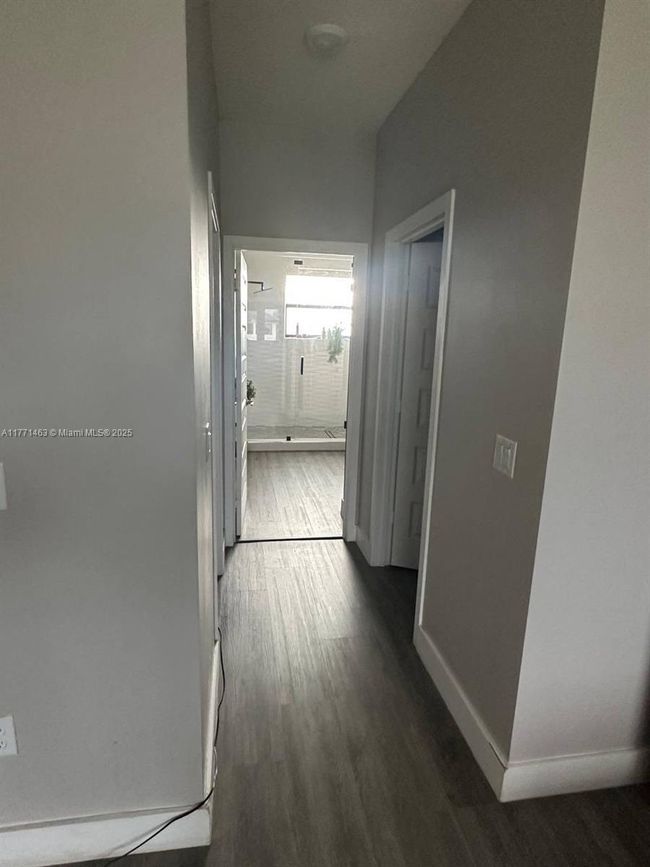 8868 Nw 161 St Ter, House other with 4 bedrooms, 3 bathrooms and null parking in Miami Lakes FL | Image 21
