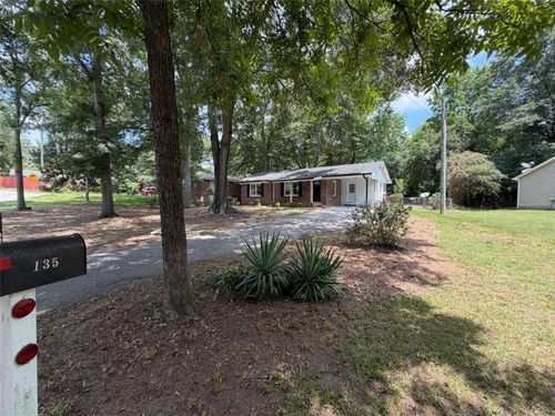 135 Martha St, Winder, GA, 30680-2025 | Card Image