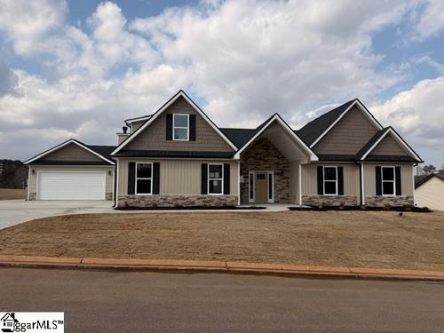 204 Old Glory Ct, Pickens, SC, 29671-7006 | Card Image