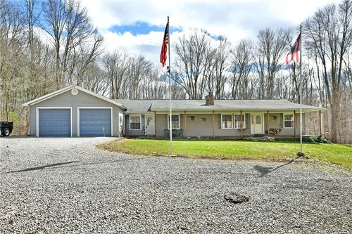 2872 Five Points Hartford Rd, Fowler, OH, 44418-9755 | Card Image