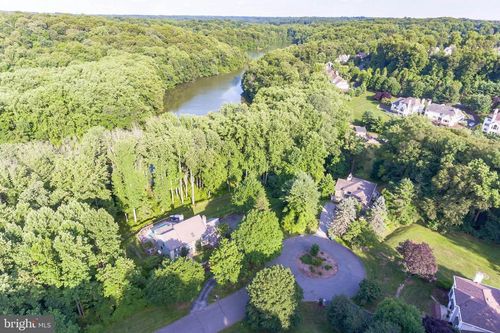 25 Langton Ln, NEWTOWN SQUARE, PA, 19073-3015 | Card Image