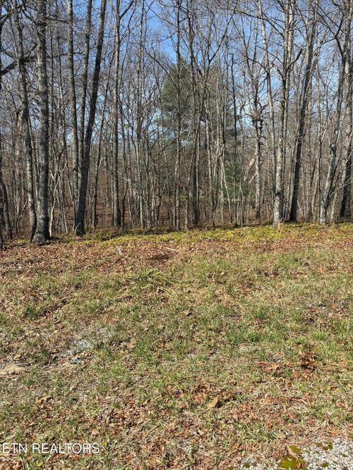 5011 Impa Drive, Crossville, TN, 38572 | Card Image